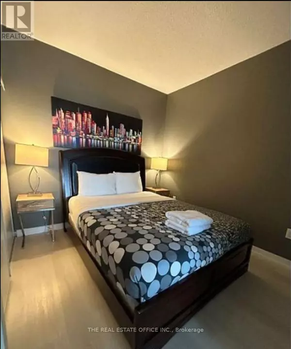 Toronto (waterfront Communities), ON M5V4B2,151 Dan Leckie WAY #202