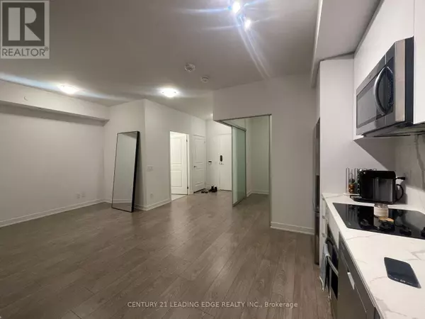 Toronto (waterfront Communities), ON M5V1Y6,543 RICHMOND ST West #605