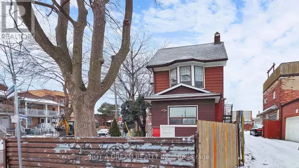 Toronto (palmerston-little Italy), ON M6G3J7,415 CRAWFORD STREET