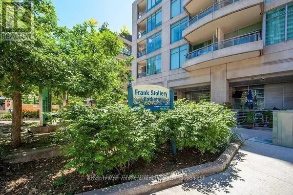Toronto (annex), ON M5R1M2,8 Scollard ST #1101