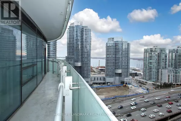 Toronto (waterfront Communities), ON M5J0A9,12 York ST #1504