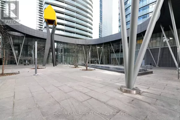 Toronto (waterfront Communities), ON M5J0A9,12 York ST #1504