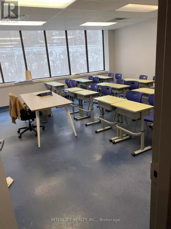 Toronto (mount Pleasant East), ON M4P1A6,20 Eglinton AVE East #500C