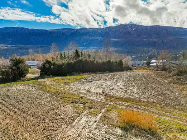 Chilliwack, BC V2R5G2,4315 STEWART ROAD|Yarrow