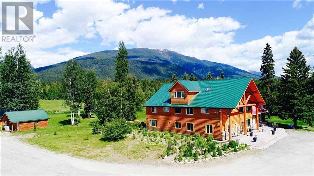 5306 E 16 HIGHWAY, Valemount, BC V2N5M4