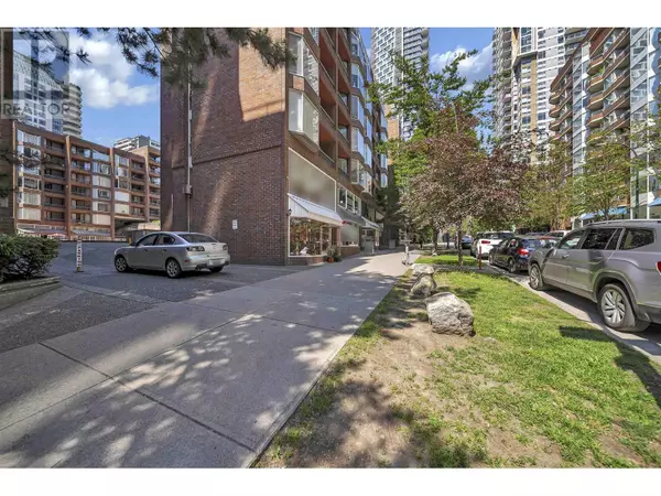 Vancouver, BC V6Z1W8,1395 HORNBY STREET