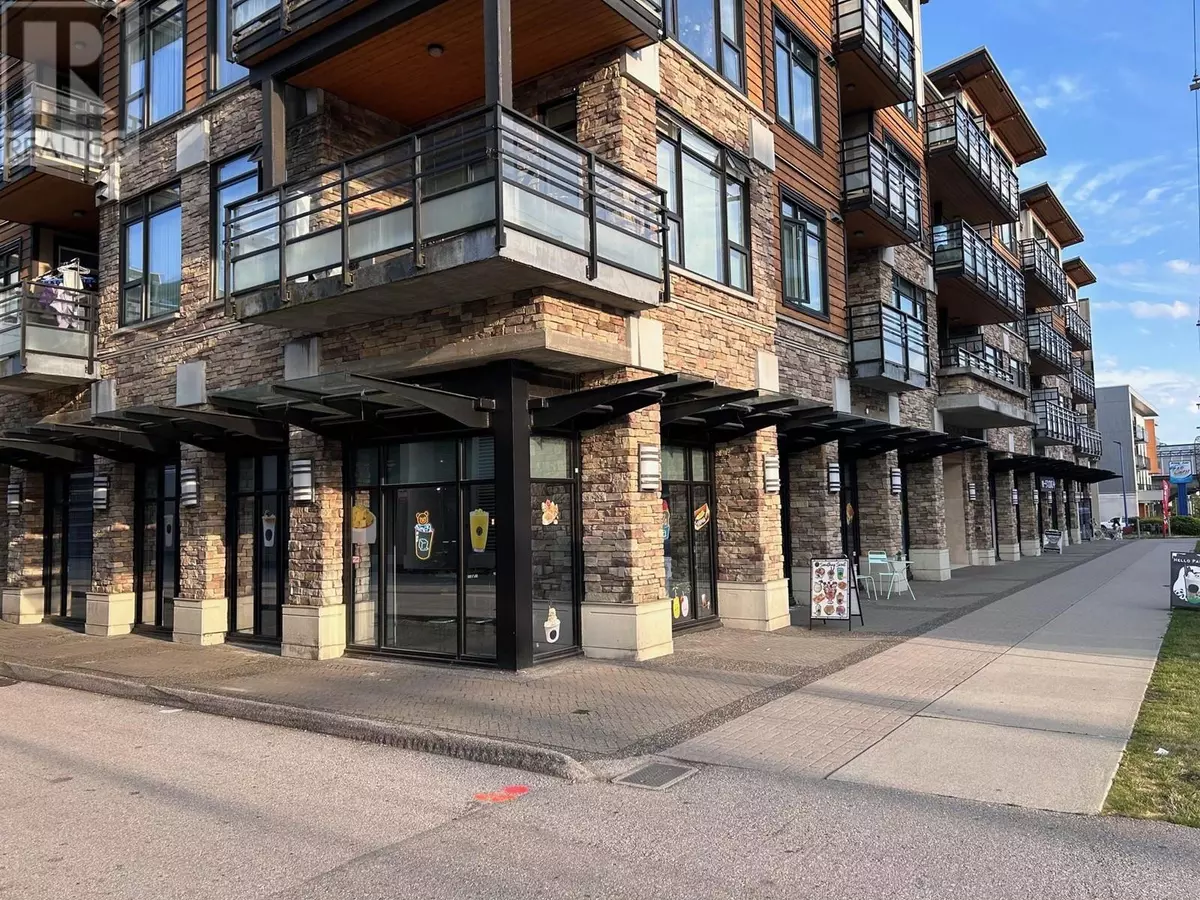 Burnaby, BC V5J4J2,6888 ROYAL OAK AVE #101