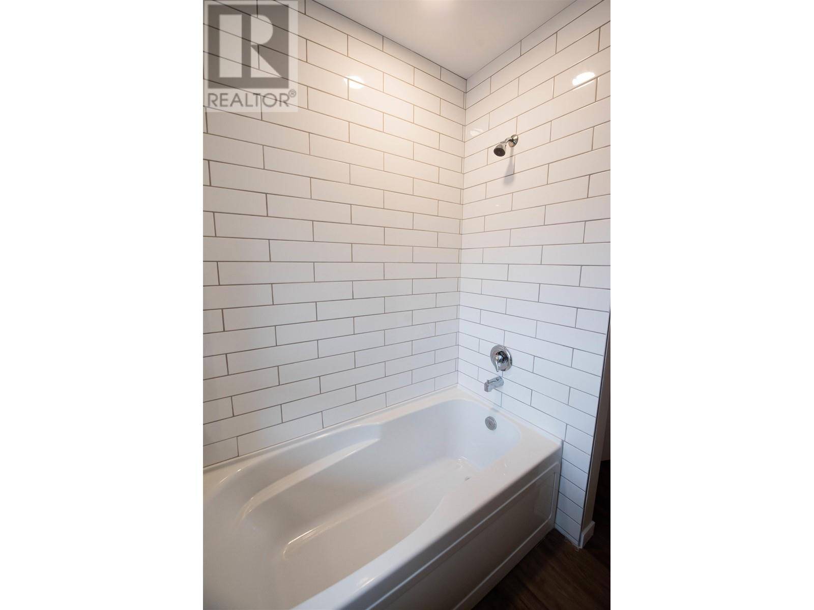 Prince George, BC V2M2T7,506 GILLETT STREET