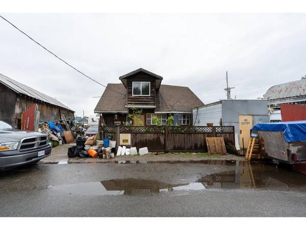 9513 GUNDERSON ROAD, Delta, BC V4C4R9