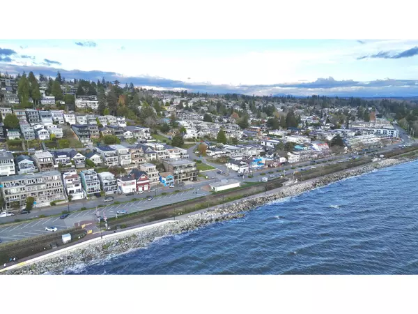 White Rock, BC V4B1H5,15474 VICTORIA AVENUE