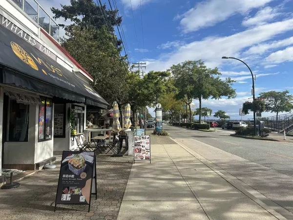 White Rock, BC V4B1C9,15527 MARINE DRIVE