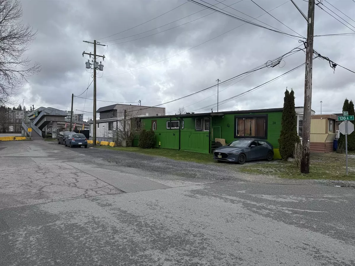 Surrey, BC V3V8B6,12662 112A AVENUE