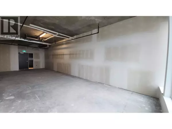 Burnaby, BC V5H0J2,6378 SILVER AVE #516