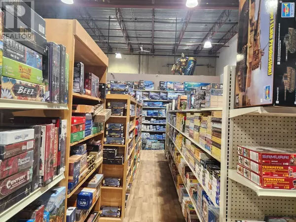 Richmond, BC V7N1B4,6080 RUSS BAKER WAY #115