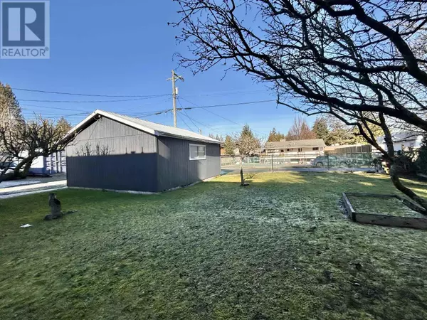 Sechelt, BC V0N3A0,5690 MERMAID STREET