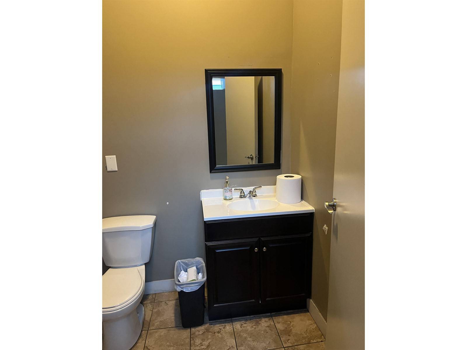 Surrey, BC V3W1B3,13015 84 #2 & 11