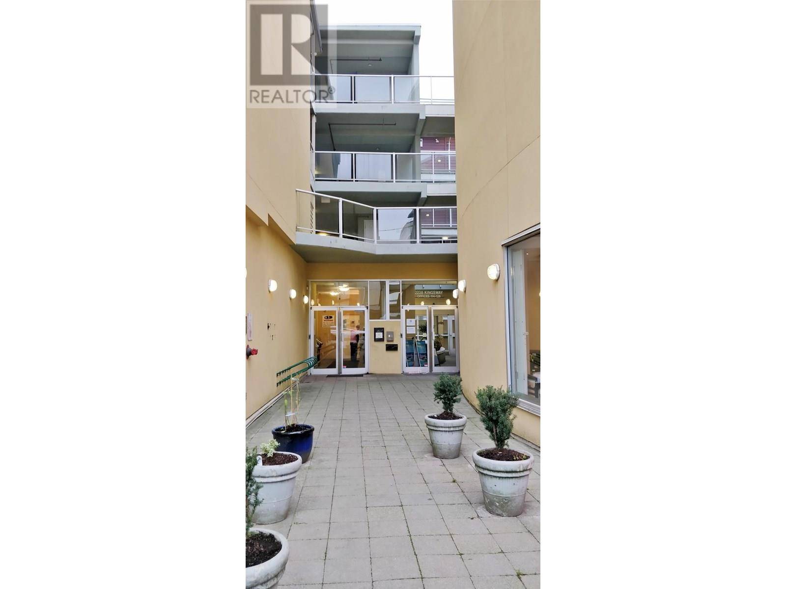 Vancouver, BC V5N2T7,2238 KINGSWAY #120