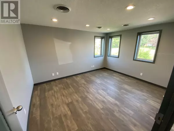 Fort St. John, BC V1J5J5,10215-10219 95 AVENUE