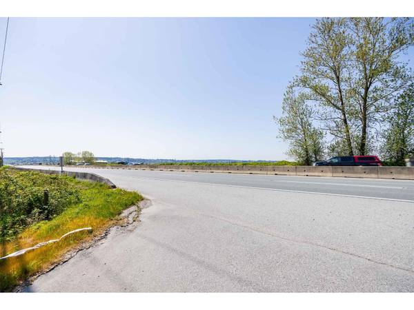 4586 176 STREET, Surrey, BC V3S0L5