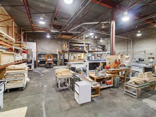 Surrey, BC V3S1X7,14722 64 AVE #5 - 6