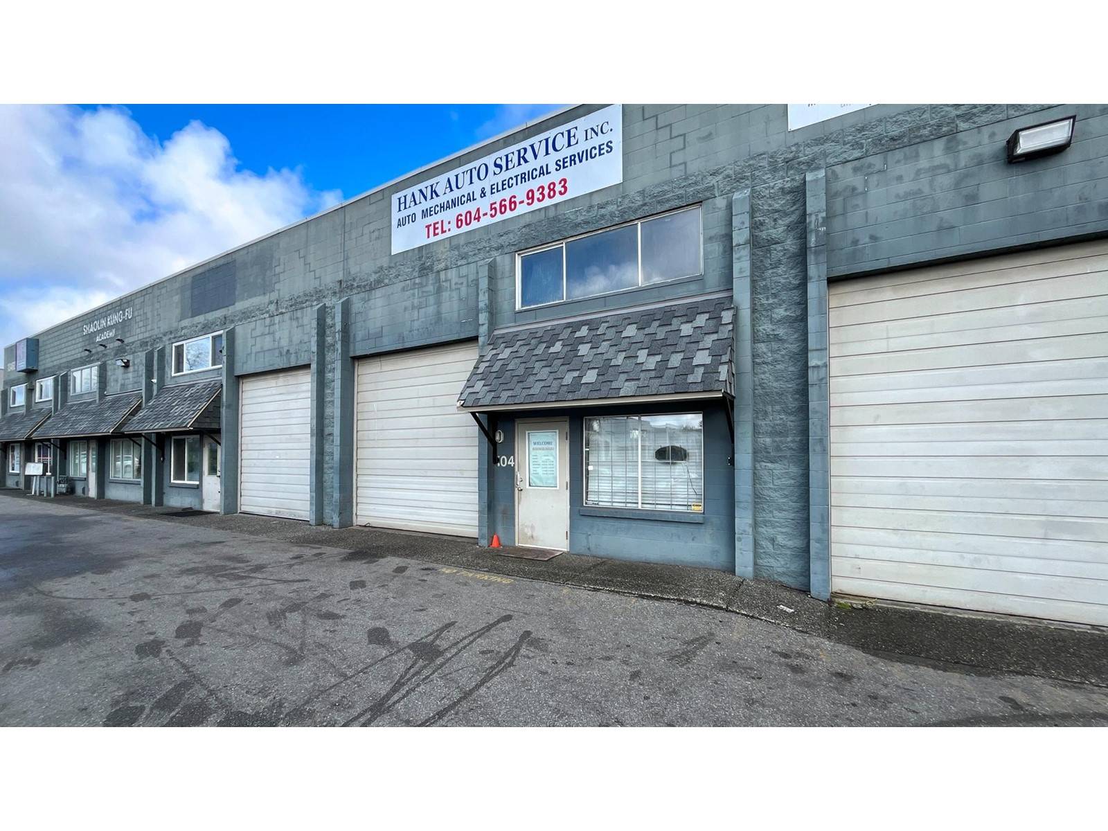 Surrey, BC V0V0V0,13463 CONFIDENTIAL AVENUE