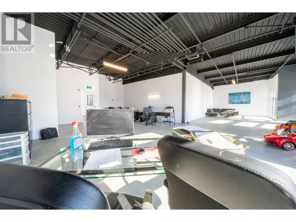 Vancouver, BC V6P3V9,UPPER FLOOR 112-8889 LAUREL STREET