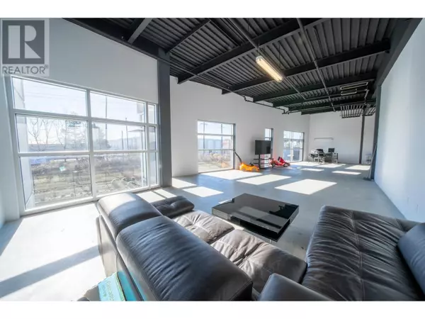 Vancouver, BC V6P3V9,UPPER FLOOR 112-8889 LAUREL STREET