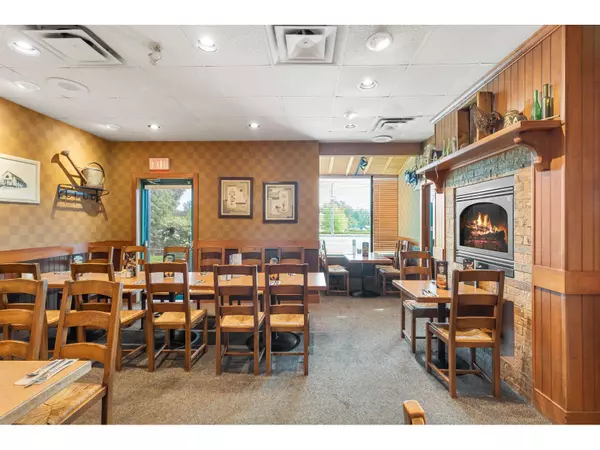 Mission, BC V2V7P8,32081 LOUGHEED HIGHWAY