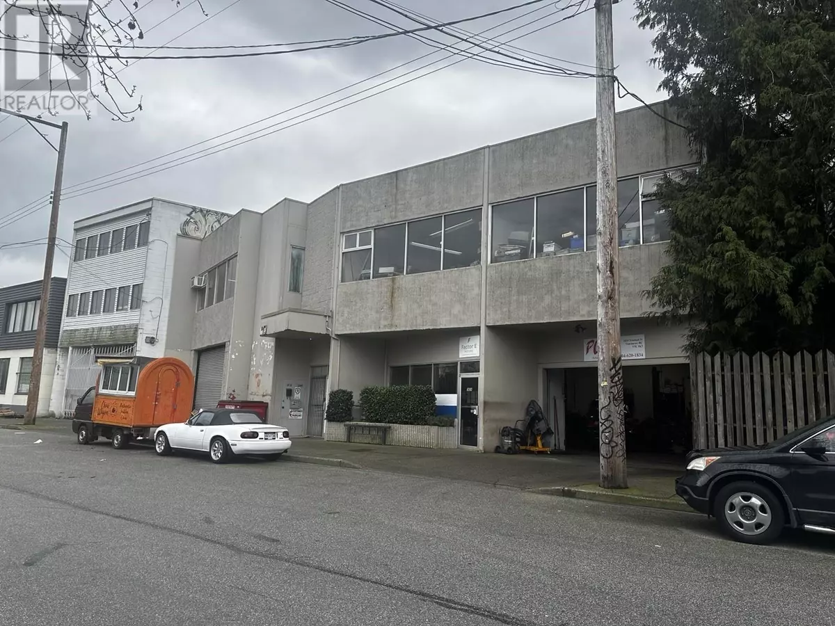 Vancouver, BC V5L1K3,1834 TRIUMPH STREET