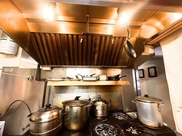 White Rock, BC V4B3Z3,1347 JOHNSTON ROAD