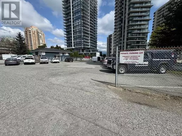 Burnaby, BC V5H2C3,4735 KINGSWAY #Level 1