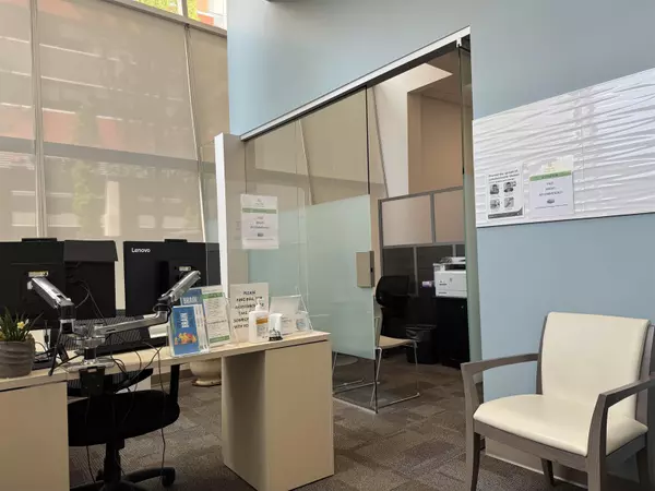 Surrey, BC V3V1Z2,13737 96 AVE #110