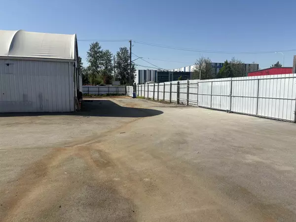 Surrey, BC V3V4G9,10870 SCOTT ROAD