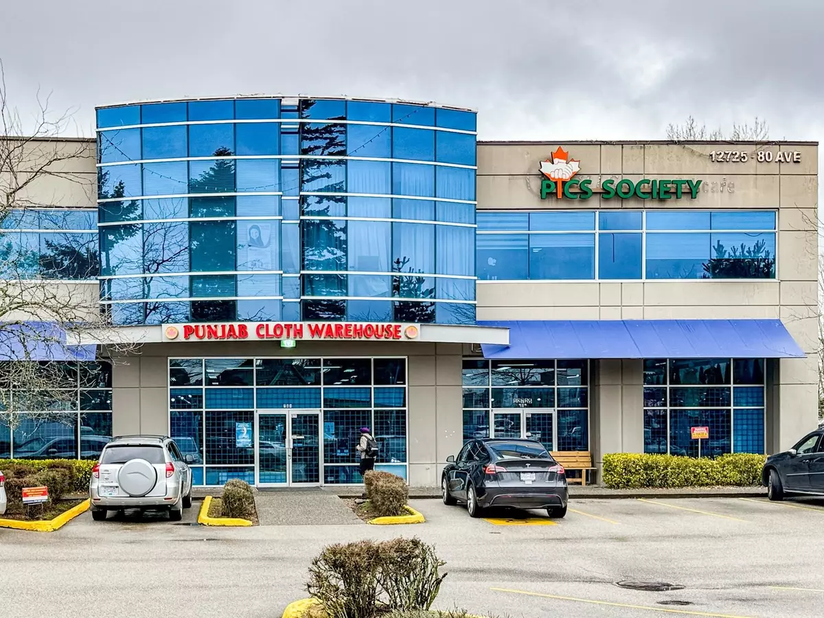 Surrey, BC V3W3A6,12725 80 AVE #202