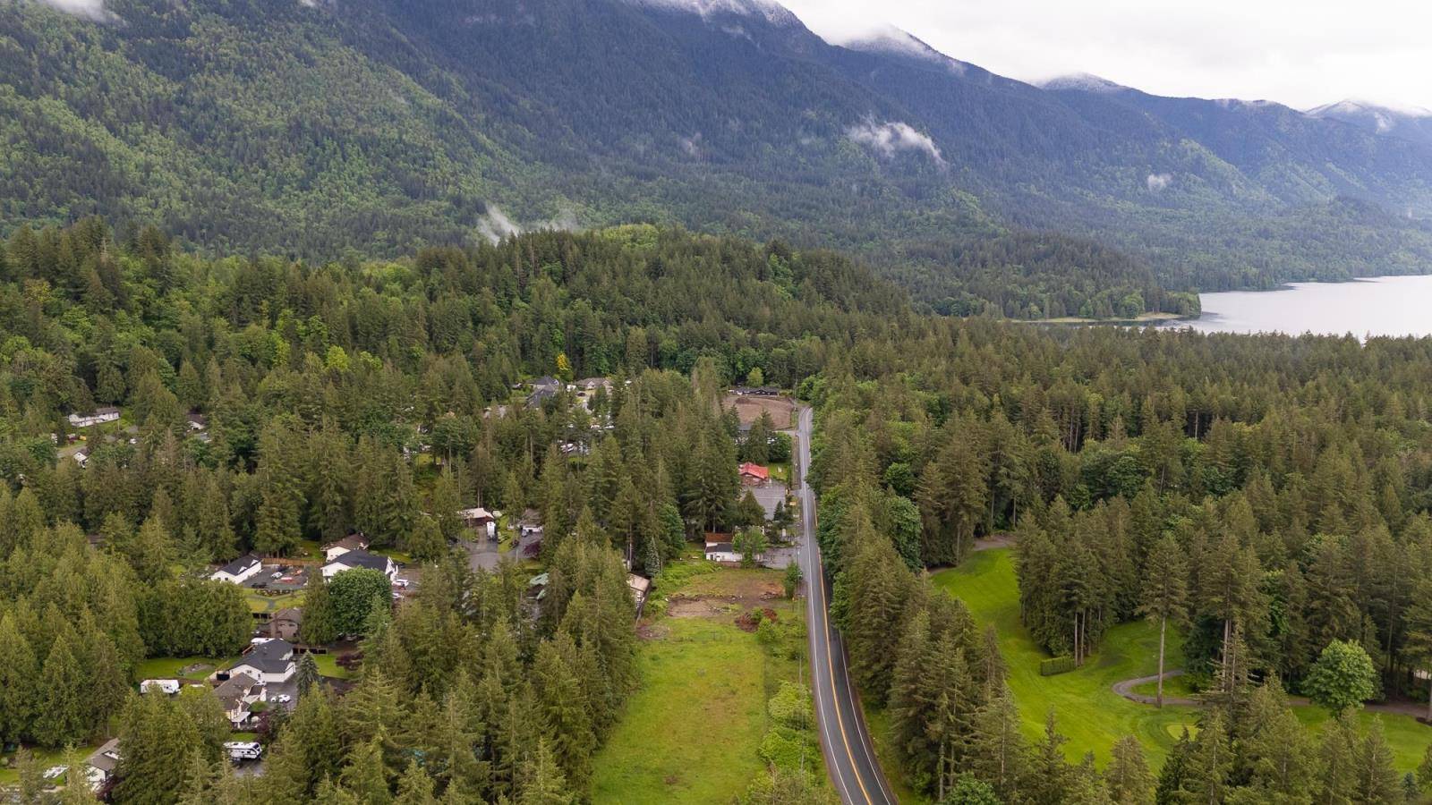 Cultus Lake, BC V2R5A3,3776 COLUMBIA VALLEY ROAD|Cultus Lake North