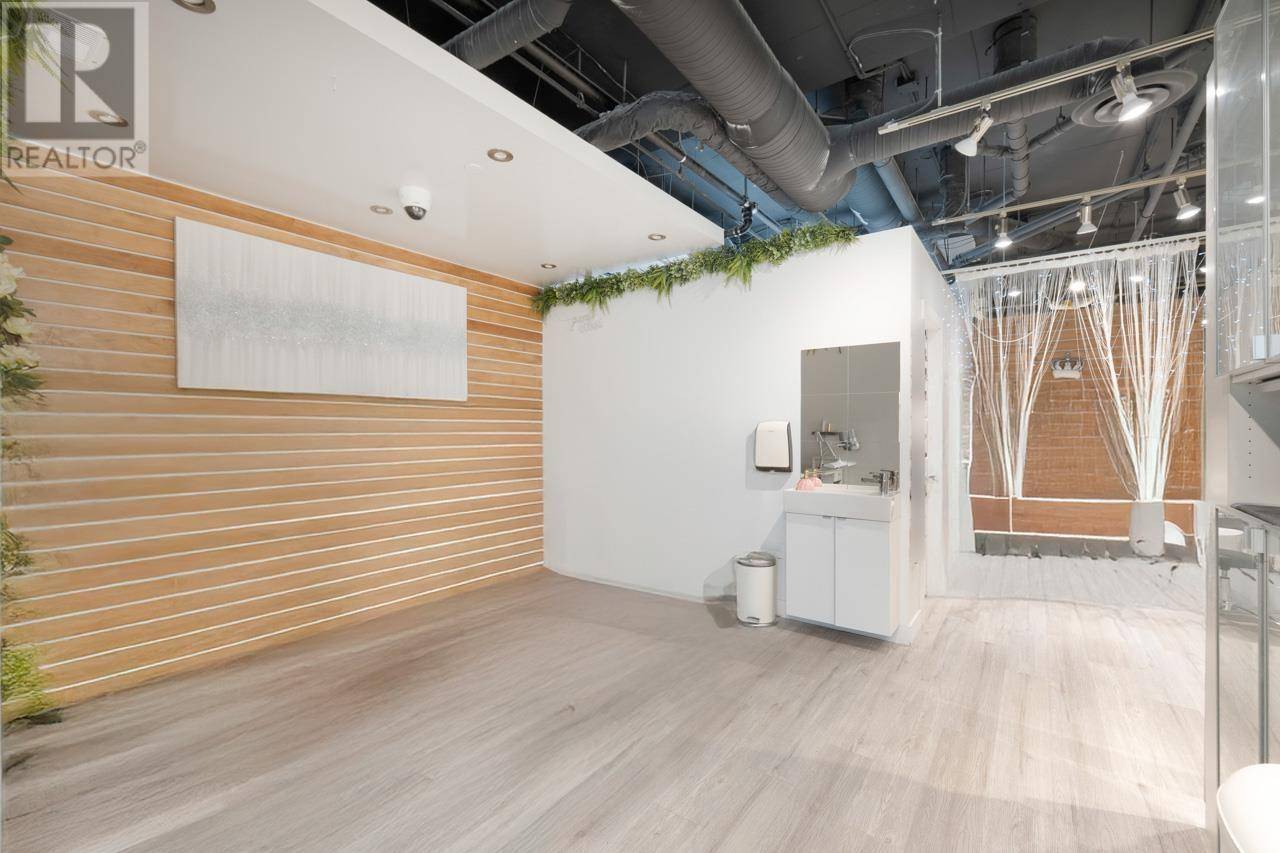 New Westminster, BC V5J4R6,709 TWELFTH ST #2A