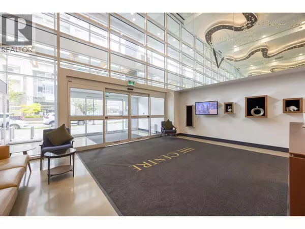 Burnaby, BC V5H0J2,6378 SILVER AVE #507