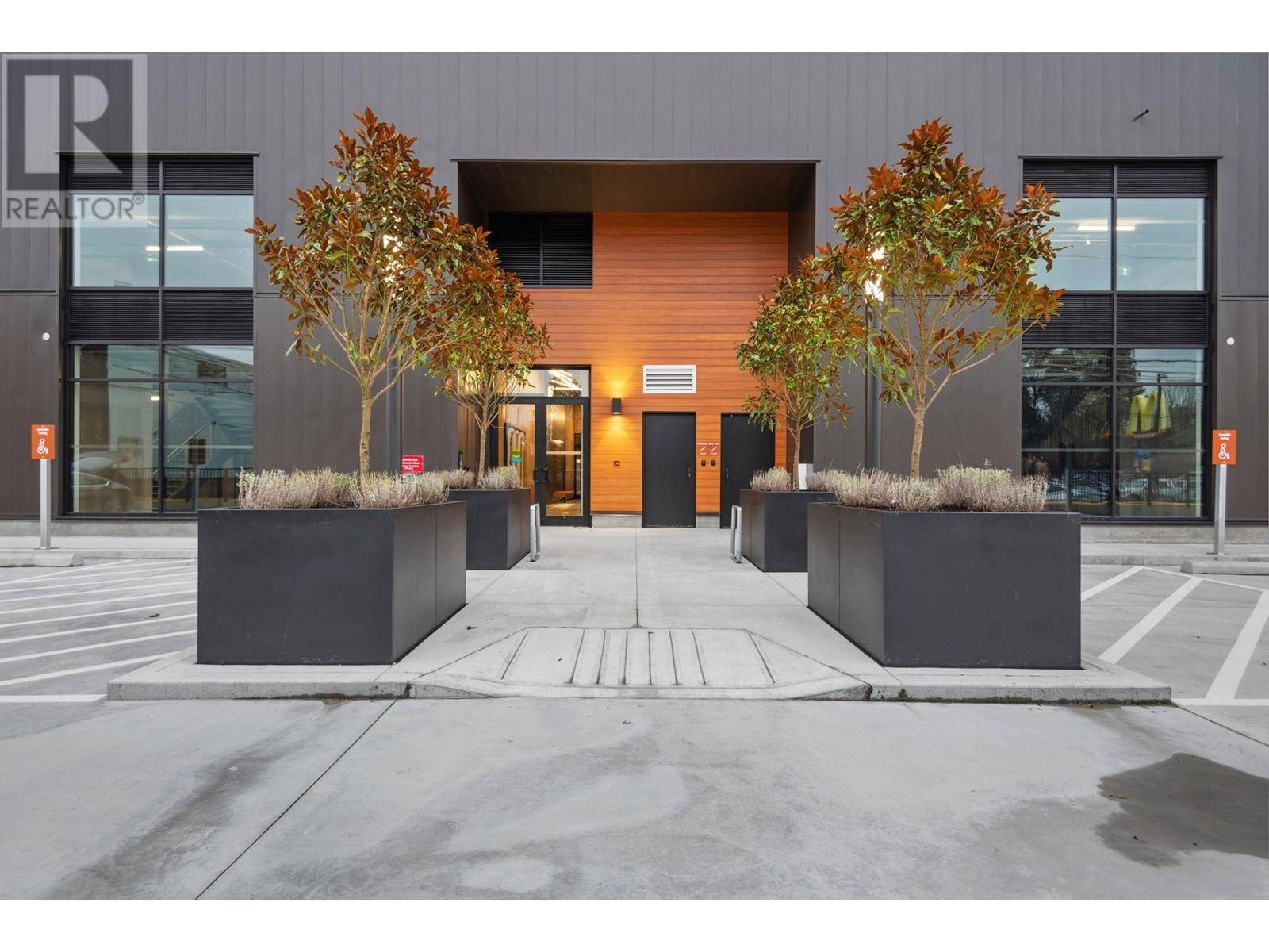 Vancouver, BC V5X4L8,8188 MANITOBA ST #420