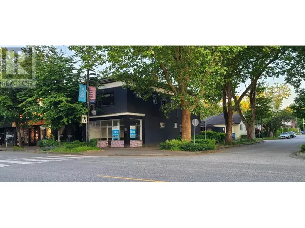 Vancouver, BC V6K2G8,2996 W BROADWAY