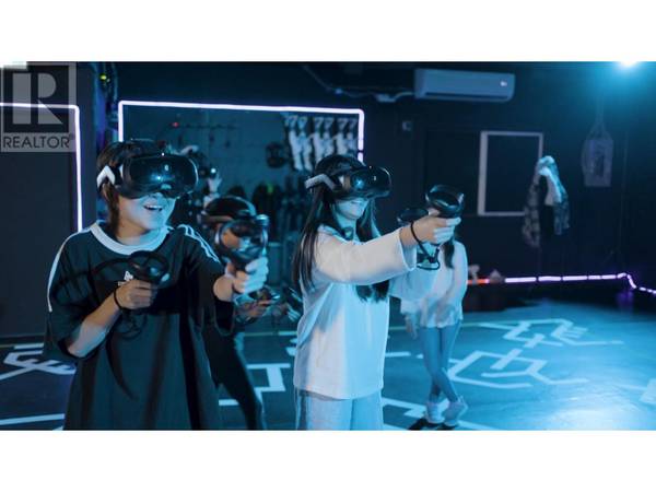 Richmond, BC V6X0M6,5660 CEDARBRIDGE WAY #125