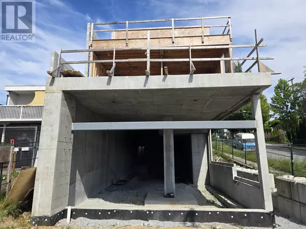 Vancouver, BC V5R1Z4,4292 SLOCAN STREET