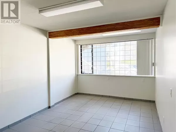 Vancouver, BC V6J1Z3,1933 W BROADWAY