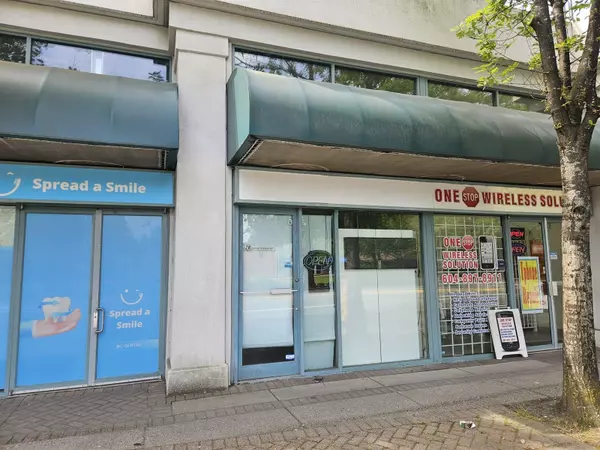 Abbotsford, BC V2T1X1,32330 SOUTH FRASER WAY #2B