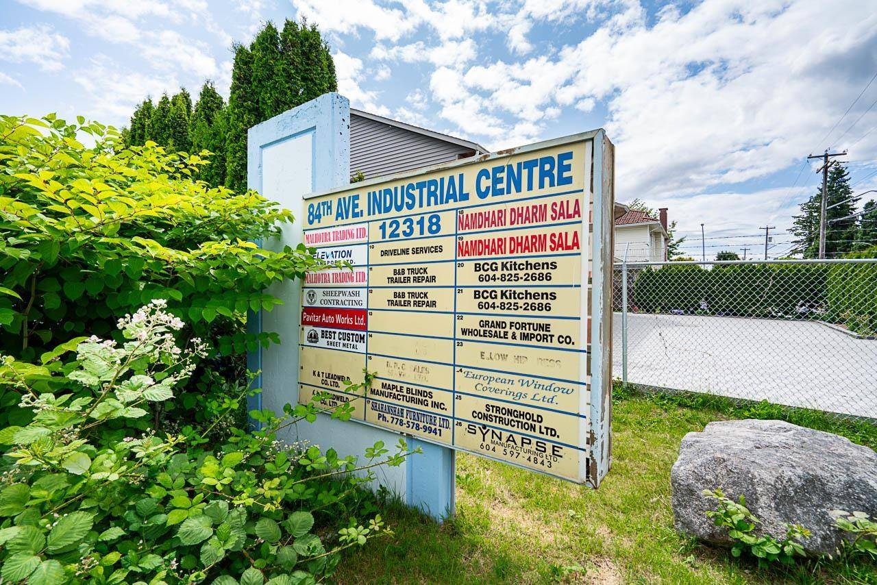 Surrey, BC V3W0N2,12318 84 #24