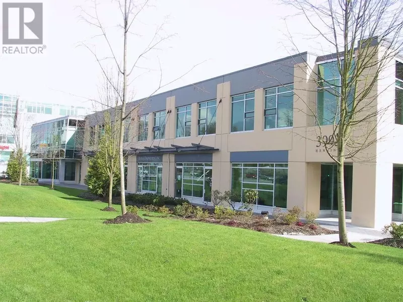 3993 HENNING DR #208, Burnaby, BC V5C6P7