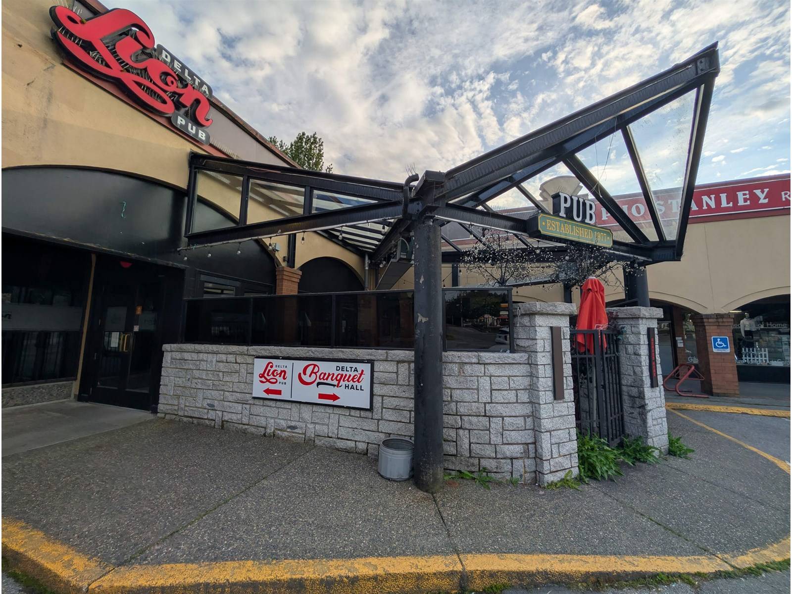 11186 84 AVENUE, Delta, BC V3W0A6