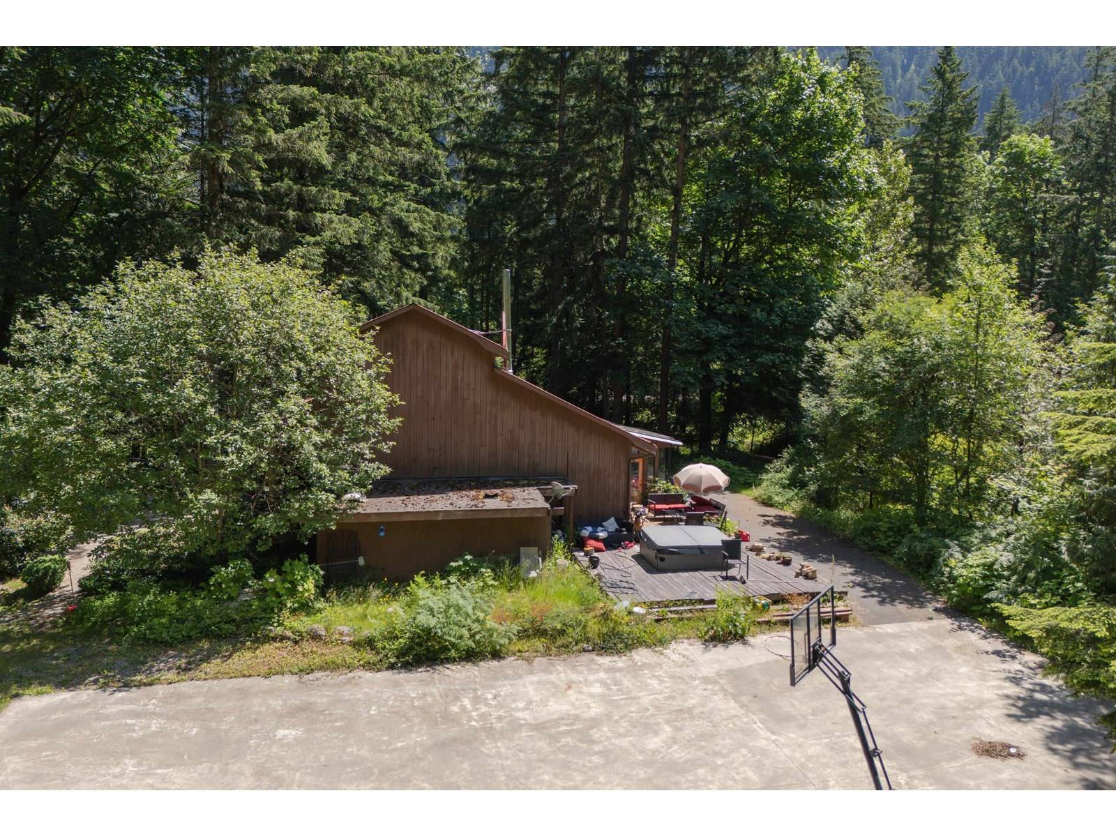 Hope, BC V0X1L2,19683 SILVER SKAGIT ROAD|Hope