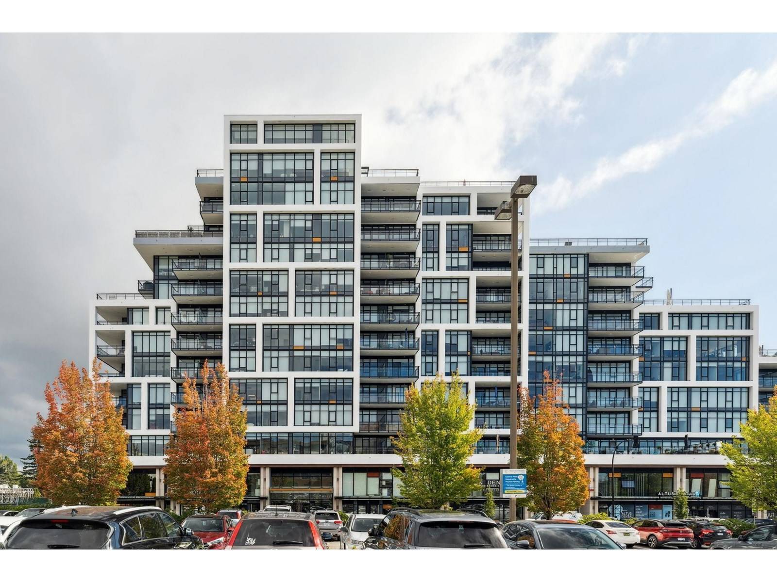 1522 FINLAY #212, White Rock, BC V4B4L9