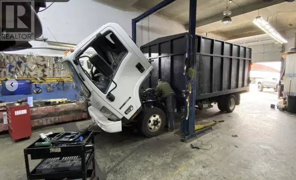 North Vancouver, BC V7L1A3,234 E ESPLANADE