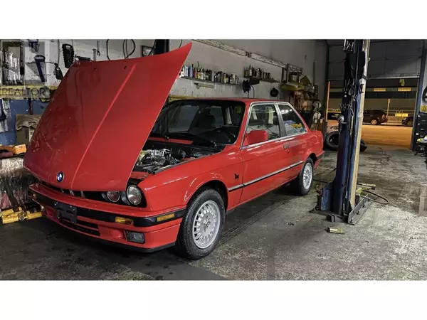 North Vancouver, BC V7L1A3,234 E ESPLANADE